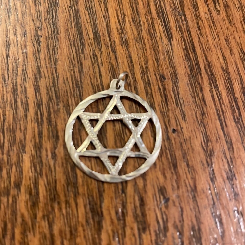 NWOT Sterling Silver Star of David Pendant